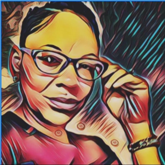 Meet your Posher, Katherlyn - Picture 8 of 8